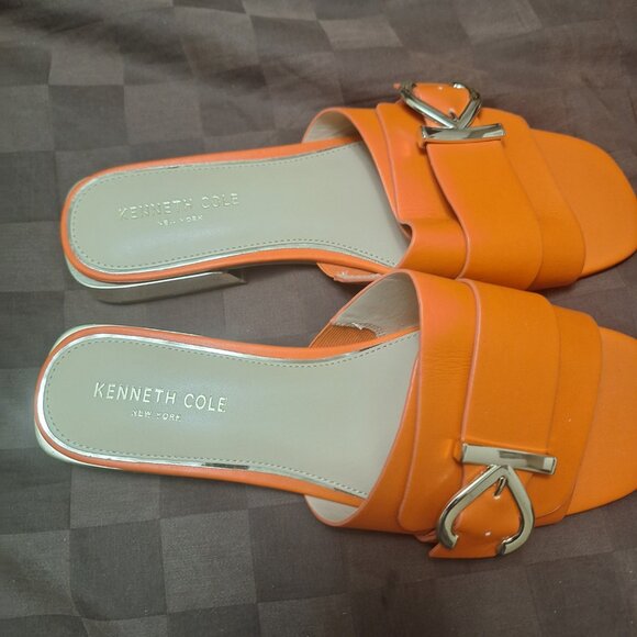 KENNETH COLE SLIPPERS NEW. - Picture 2 of 3